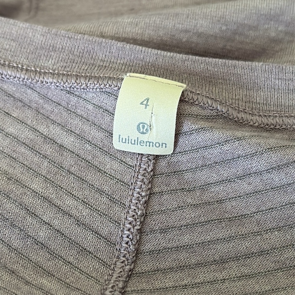 Lululemon Meant To Move Long Sleeve Shirt Heathered Dusty Dawn size 4 - Picture 10 of 10